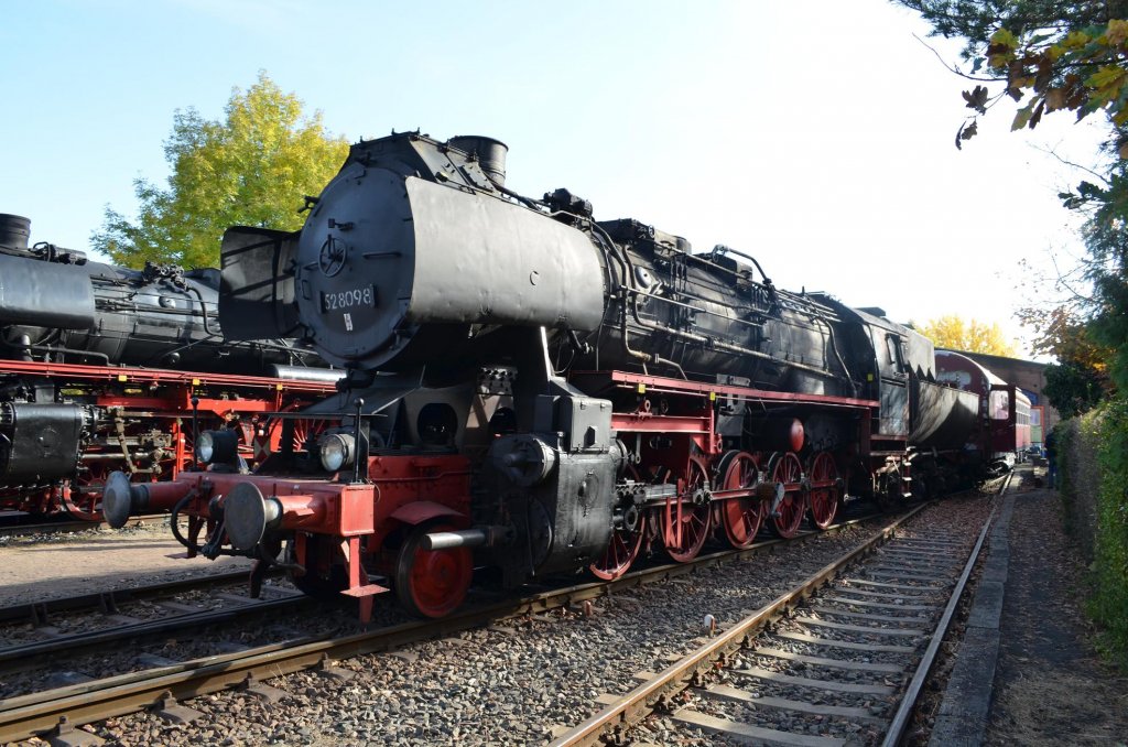 52 8098 in Leipzig Plagwitz zu den 10. Leipziger Eisenbahntag im Museums BW Plagwitz 20.10.2012 