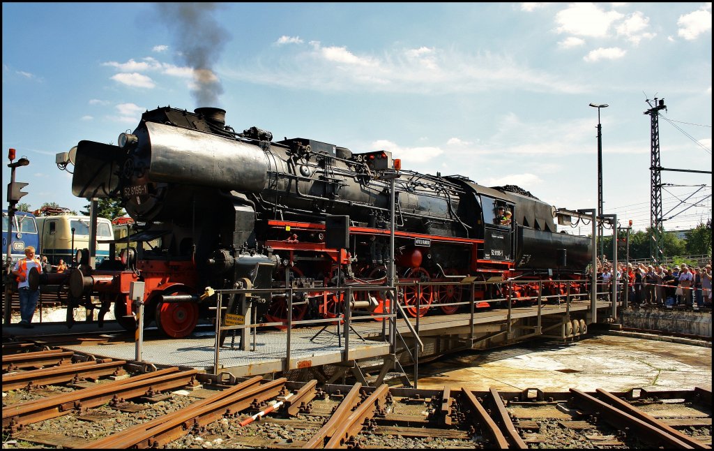 52 8195 als Seitenansicht auf der Drescheibe in Gostenhof. ( 21.08.2010, Nrnberg) 