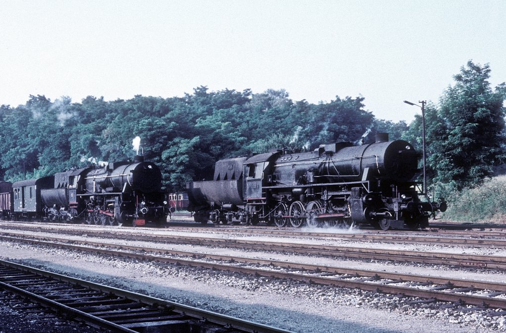 520 094 + 520 079  Wulkaprodersdorf  11.08.75