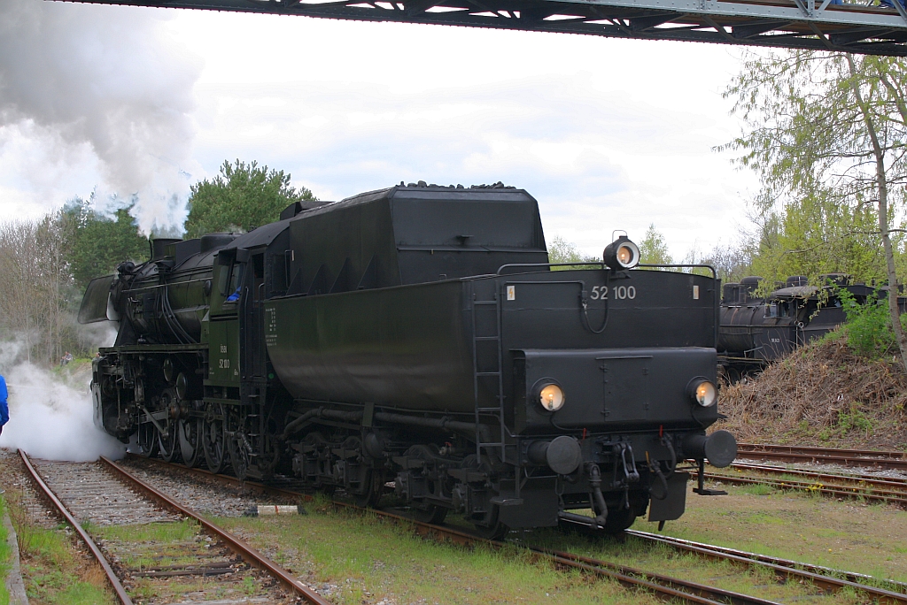 52.100 am 22.April 2012 im Heizhausgel�nde von Strasshof. 

