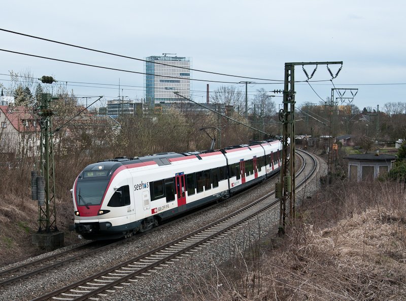 526 651-5 als SBB79836 (Konstanz - Engen) am 30. Mrz 2010 in Singen.
