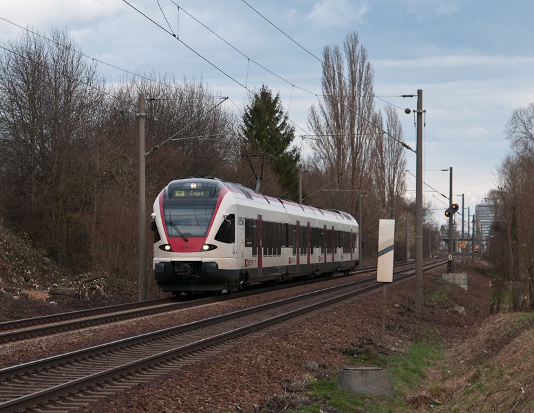 526 654-9 als SBB79846 (Konstanz - Engen) am 27. Mrz 2010 in Konstanz-Wollmatingen.
