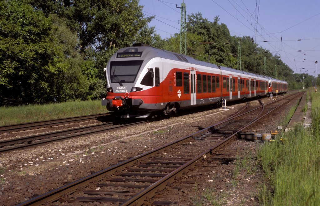 5341 023 + 035  Komarom  06.05.11