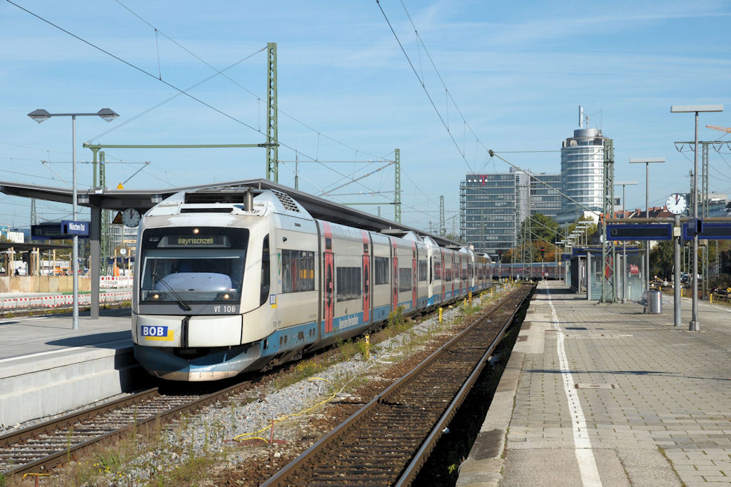 609 108, 116 & 117 am 16.10.11 in M�nchen Ost