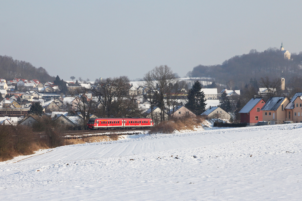 610 001 als RE 3560 am 10.02.2012 bei Sulzbach-Rosenberg.