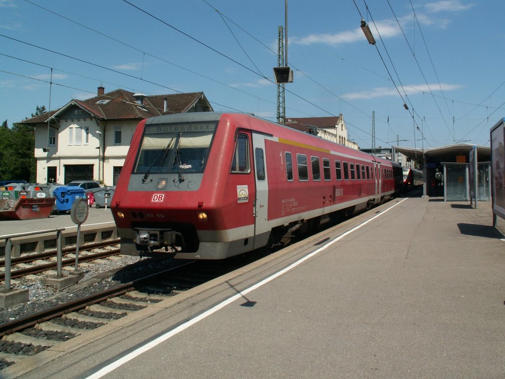 611 014 am 16.6.12 als IRE nach Aulendorf in Tbingen.