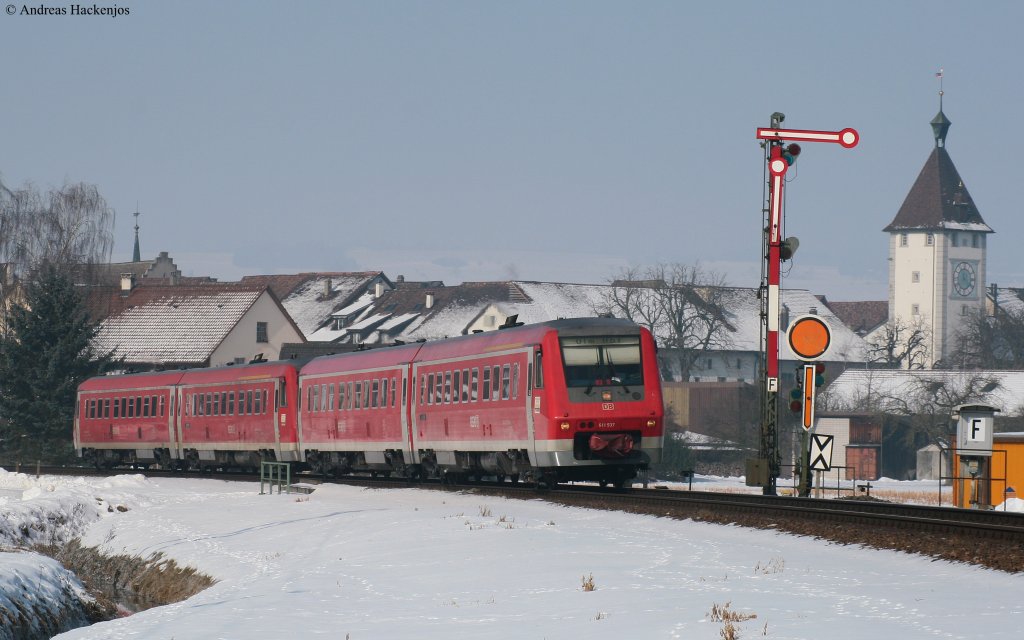 611 037-3 und 044-9 als IRE 3105 (Basel Bad Bf-Ulm Hbf)  am Esig Neunkirch 16.2.10