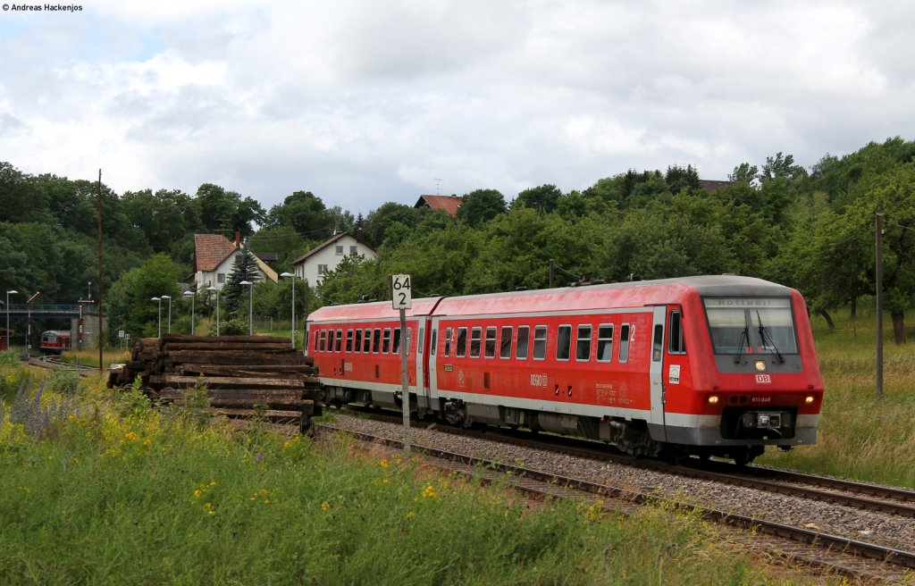 611 048-0 als RE 22306 (Neustadt(Schwarzw)-Rottweil) in Dggingen 19.6.11