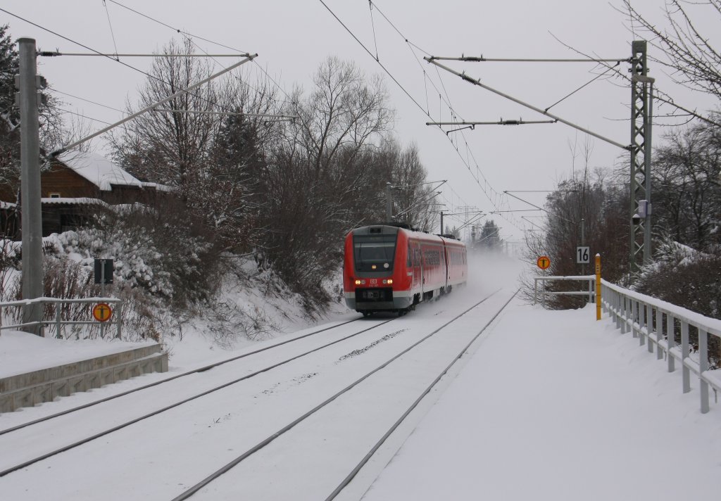 612 107 als Regionalexpress nach Hof in Werdau Nord. Fotografiert am 11.01.2010.