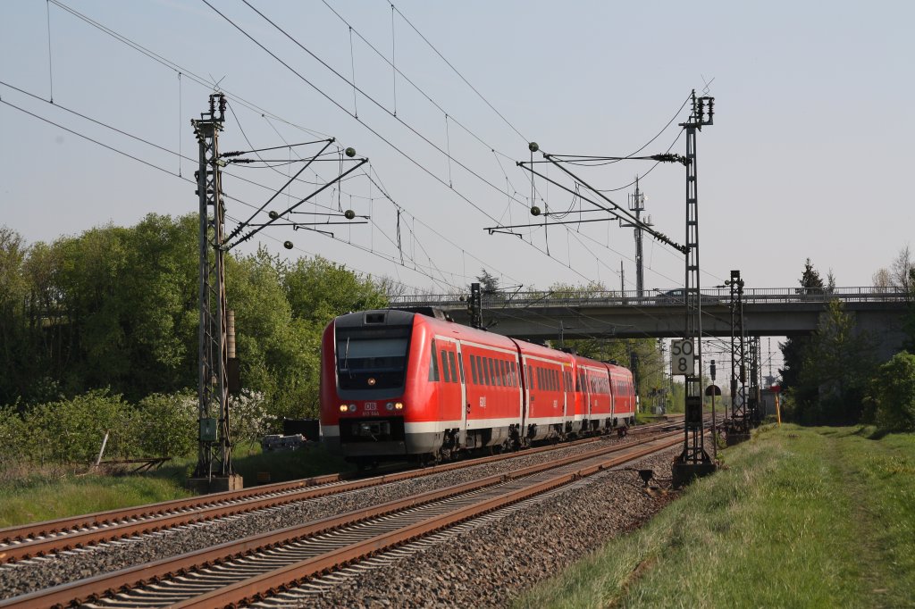 612 644 als RE von Karlsruhe Hbf nach Mainz Hbf.Am 24.04.10 in Bobenheim.