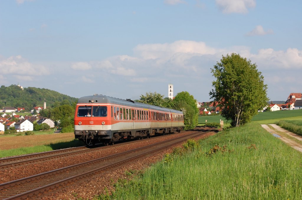 614 005 mit Anhang am 27.05.2010 als Umleiter-RE bei Sulzbach-Rosenberg