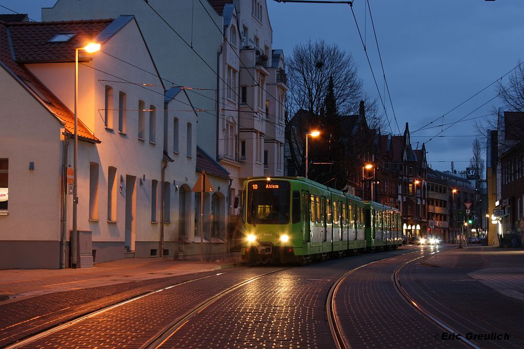 6205+Bruder am 28.12.11 in der Harenberger Stra�e.