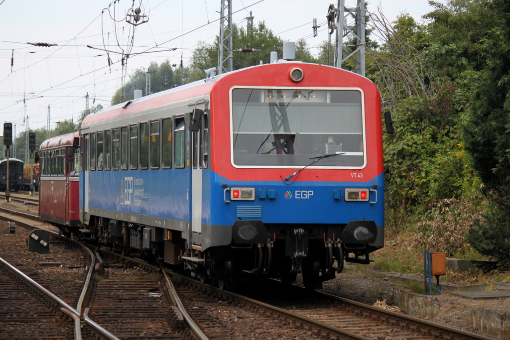 626 043-0+798 610-2 als Sonderzug von Warnemnde nach Pritzwalk bei der Ausfahrt im Bahnhof Rostock-Bramow als Leerfahrt nach Warnemnde.10.08.2013