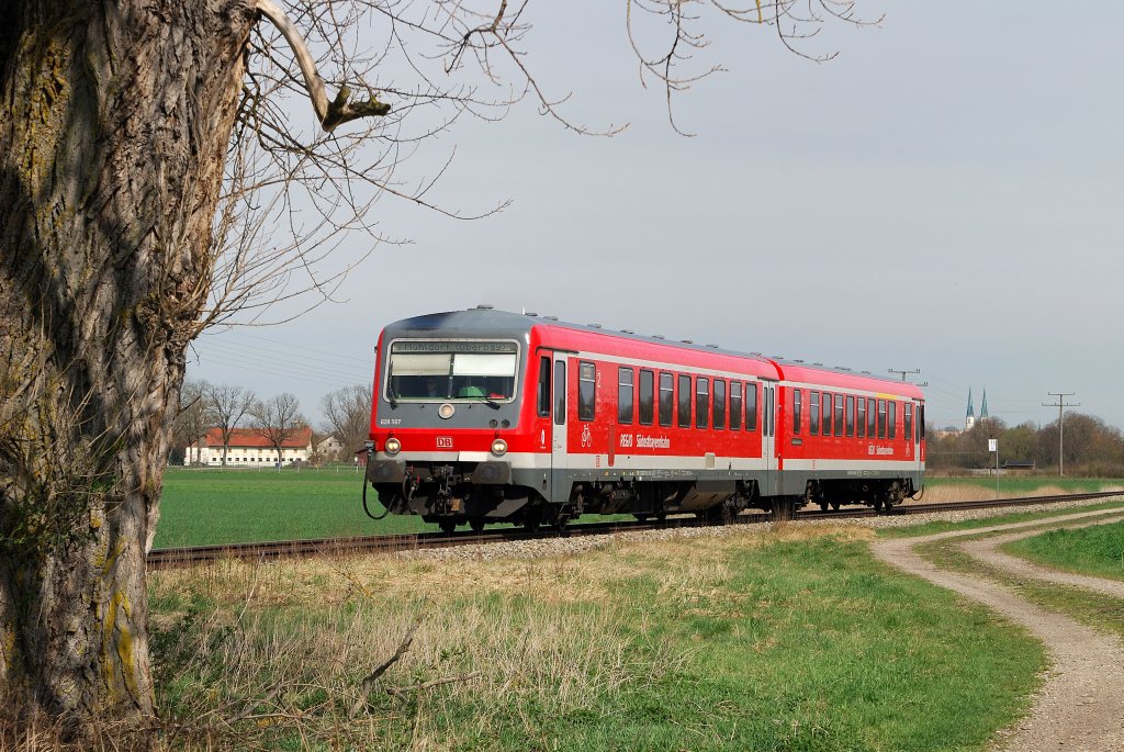 628 067 mit RB 27164 bei Alttting (10.04.2012)