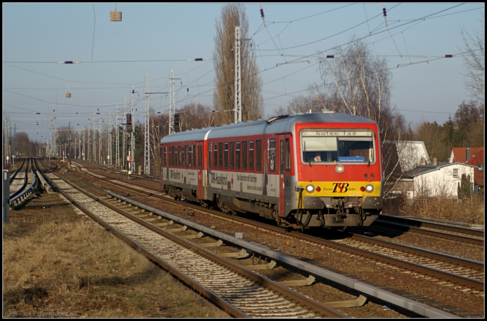 628 072-0 der Taunusbahn im Berliner S-Bahnergnzungsverkehr als NEB 93108 nach Gesundbrunnen (95 80 0628 072-0 D-HEB, gesehen Berlin Karow 21.02.2011)


