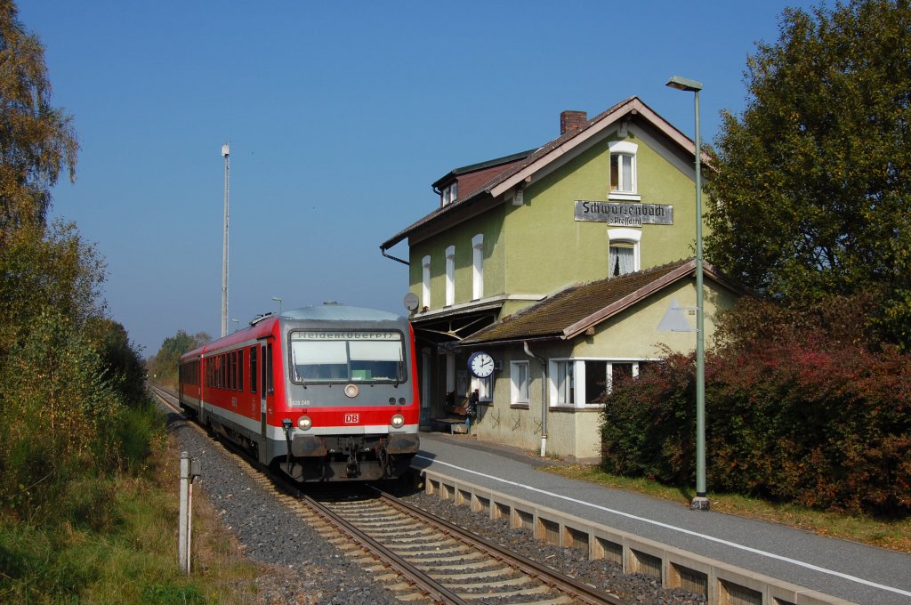 628 249 als RB 32025 am 14.10.2010 in Schwarzenbach (b. Pressath)