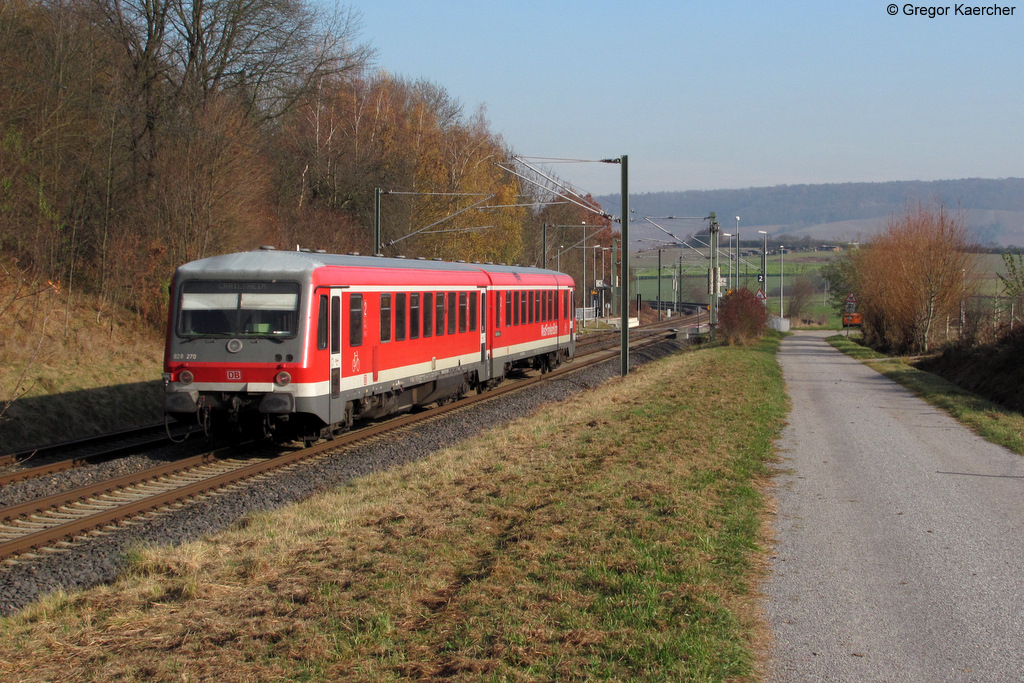 628 270-0 als RE 23437 (Heilbronn-Crailsheim) bei Wieslensdorf. Aufgenommen am 19.11.2011. Herzlich Gre auch an Jonas.