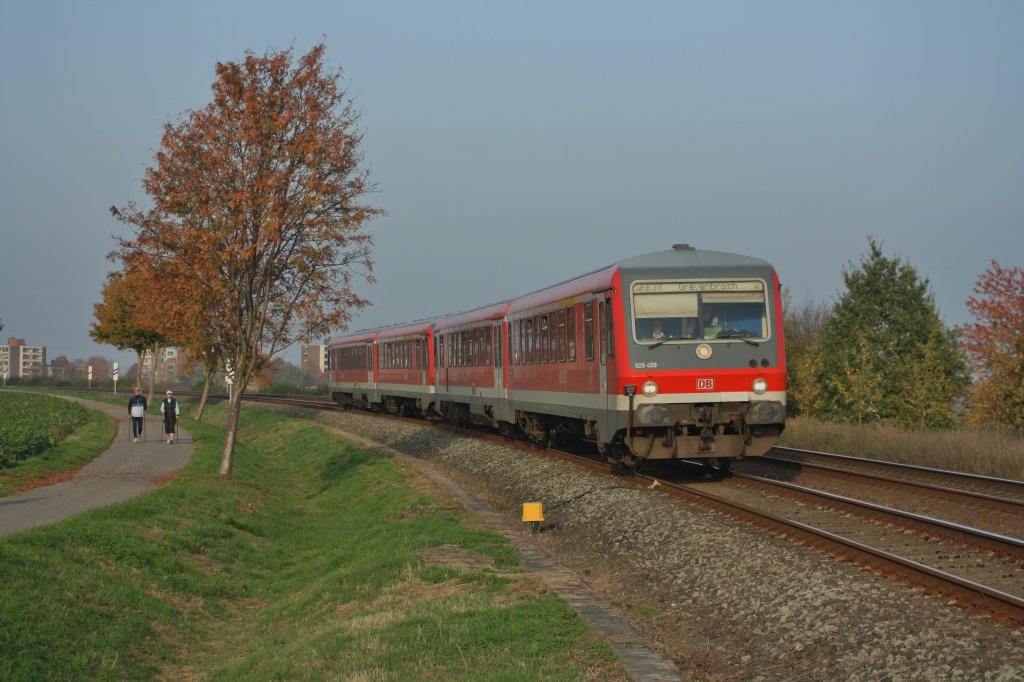 628 499 fuhr am 23.10.12 durch Neuss-Holzheim.