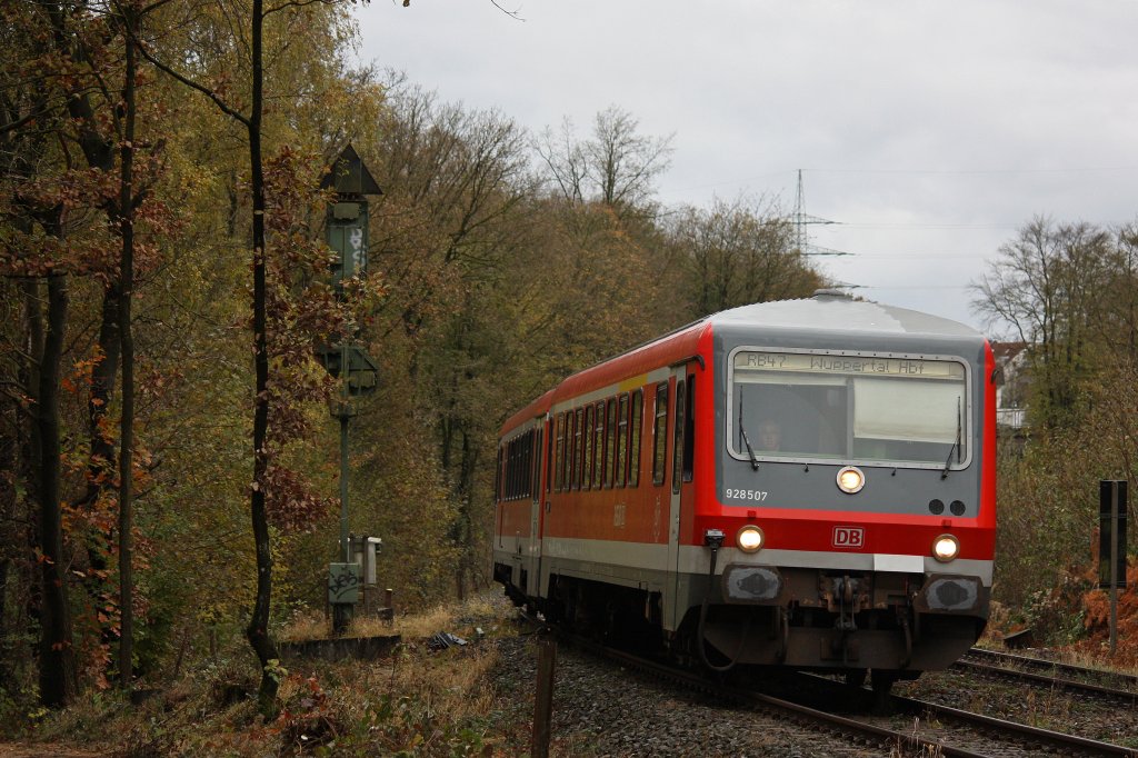 628 507 am 4.11.12 als RB 47 in Remscheid-Gldenwerth.