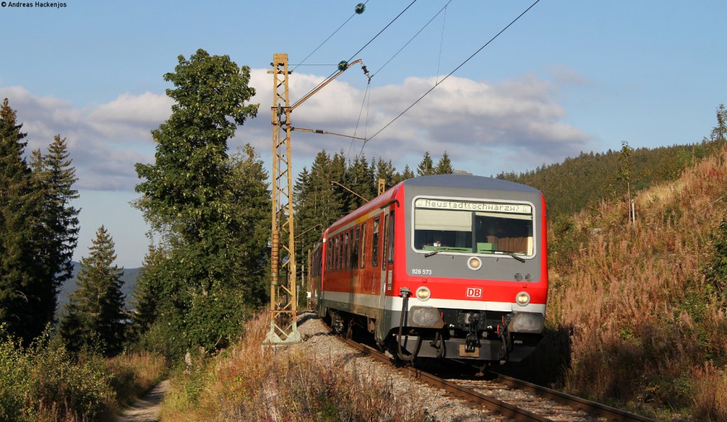 628 573-8 als RB 26959 (Titisee-Seebrugg) bei Brental 16.9.12 Jedoch hat der Zug das falsche Ziel drin.