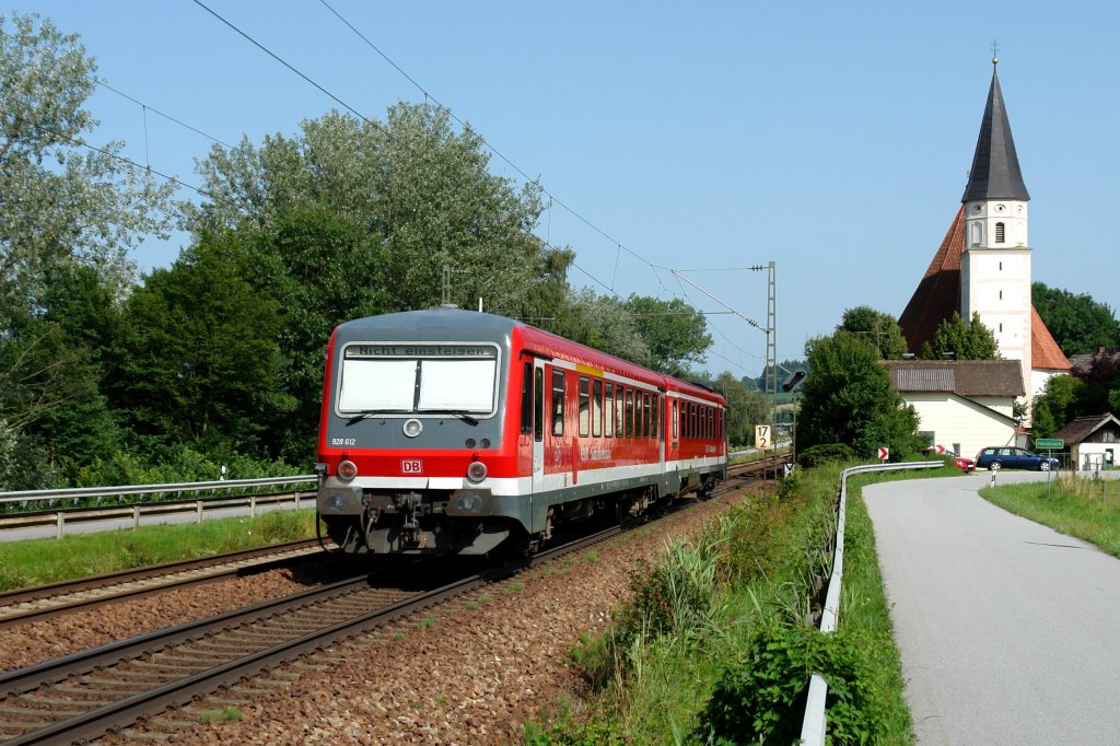 628 589 der S�dostbayernbahn am 28.06.2012 unterwegs bei Hausbach.