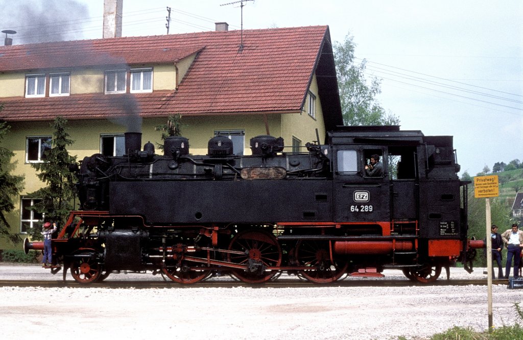 64 289  G�nningen  04.05.78
