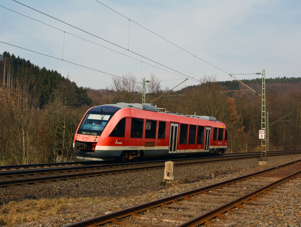 640 013 ein LINT 27 der DreiL�nderBahn als RB 95 (Siegen - Betzdorf - Au ), hier am 17.03.2012 bei Betzdorf-Bruche.