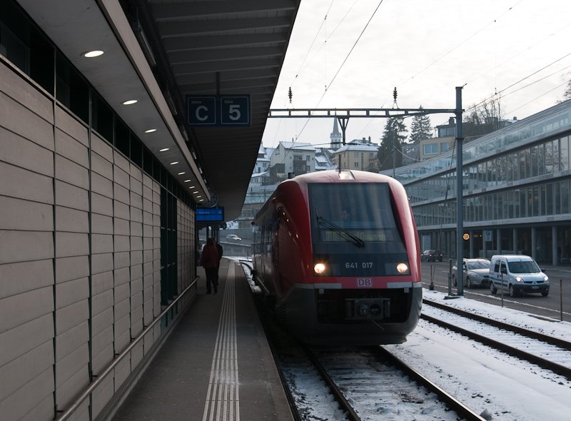 641 017  Dogern  am 16. Februar 2010 in Schaffhausen.