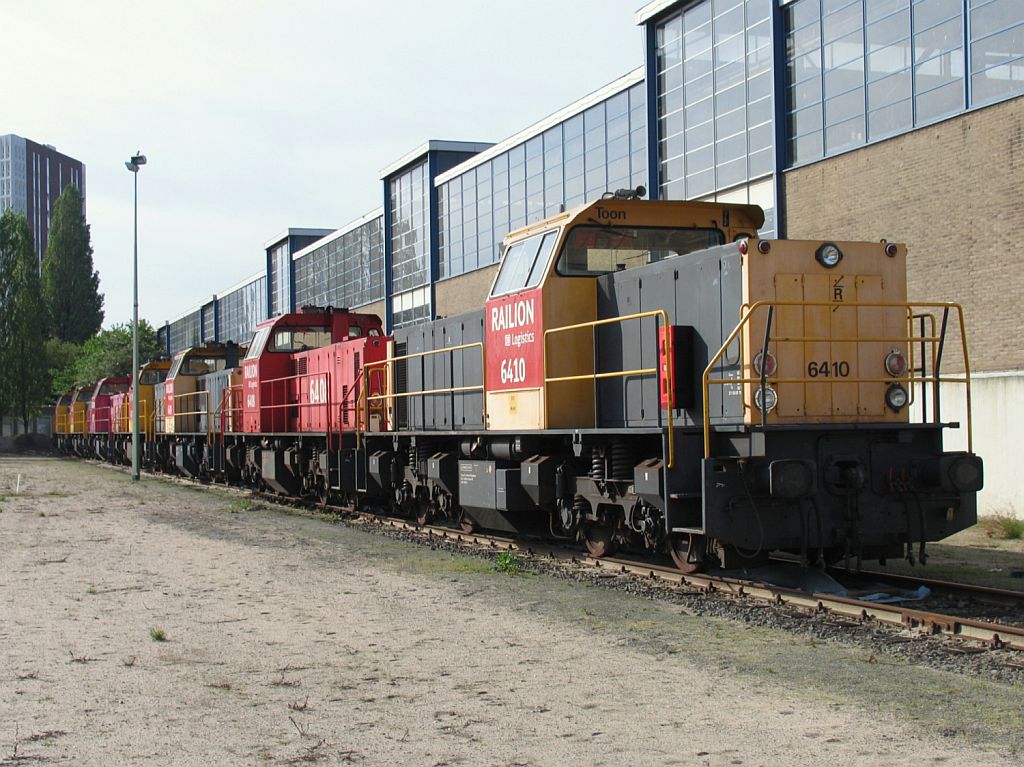 6410, 6408, 6409, 6403, 6517, 6401 und 6504 auf Bahnbetriebswerke Rotterdam Feijenoord am 6-5-2010.