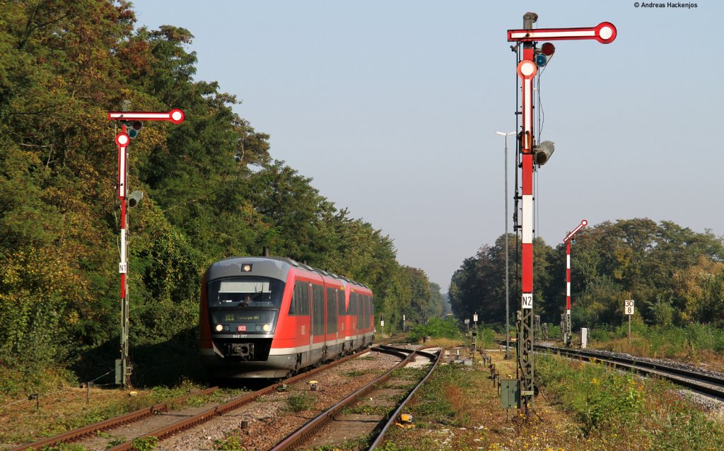 642 177-0 und *** als RE 28021 (Neustadt(Weinstr)Hbf-Karlsruhe Hbf) in Winden (Pfalz) 3.10.11