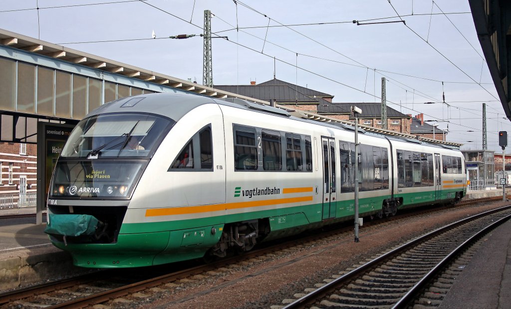 642 318 (VT18) als VBG81171 Zwickau - Adorf(V) in Zwickau Hbf, 14.2.011.
