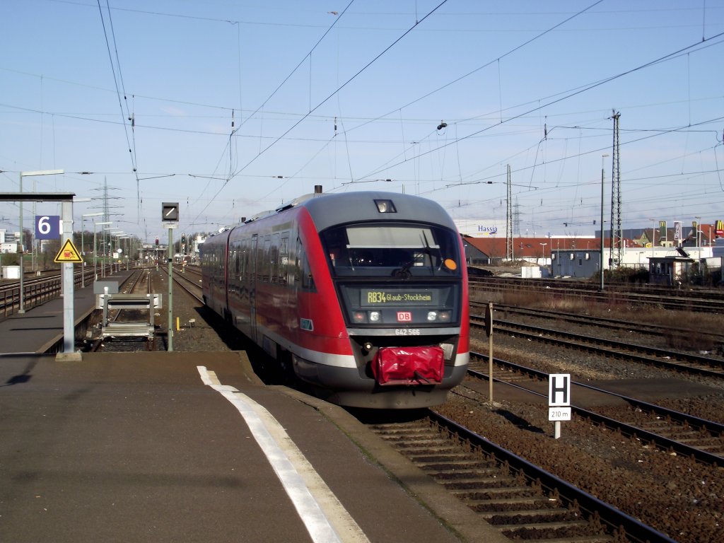 642 566 verlsst Bad Vilbel als RB 34 in Richtung Glauburg-Stockheim  