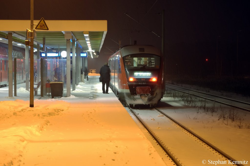 642 667/167 als RB (RB 36716) nach Stendal in Rathenow. 08.12.2010