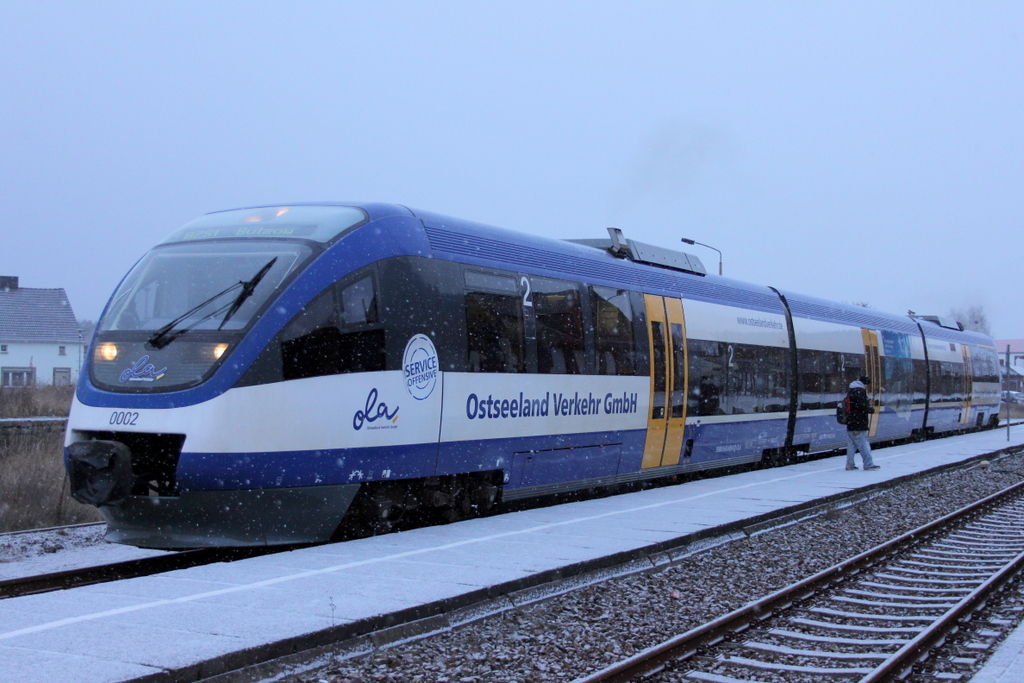 643 109 VT 0002 der Ostseeland Verkehr GmbH unterwegs von Ueckermnde Stadthafen nach Btzow am 02.02.2012 in Torgelow