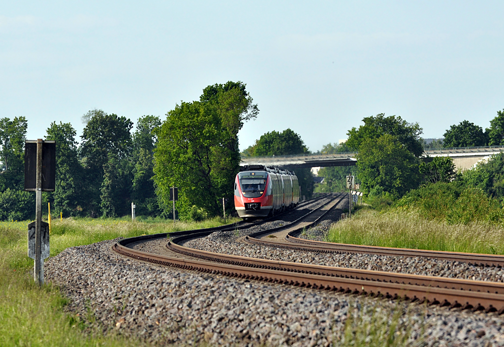 644 527 RB24 von Kln nach Gerolstein kurz vor Euskirchen - 03.06.2013