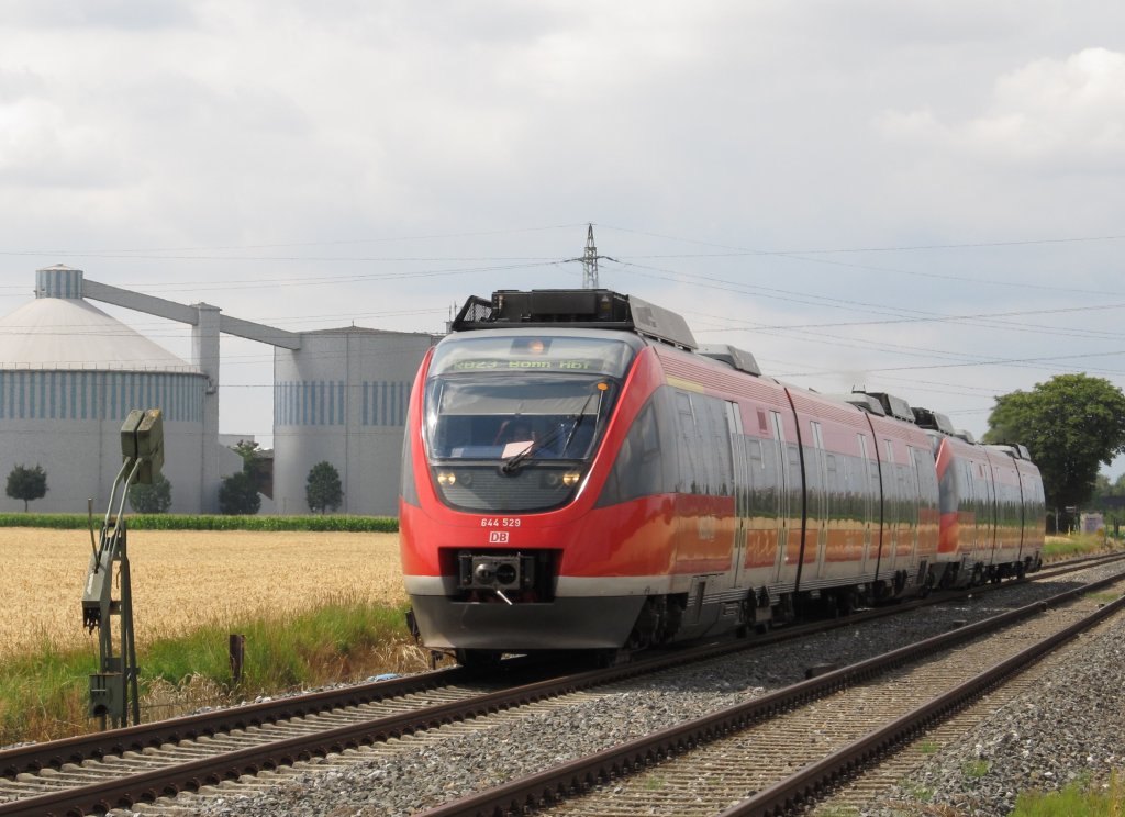 644 529 am 22.7.2011 kurz hinter Euskirchen auf dem Weg nach Bonn.