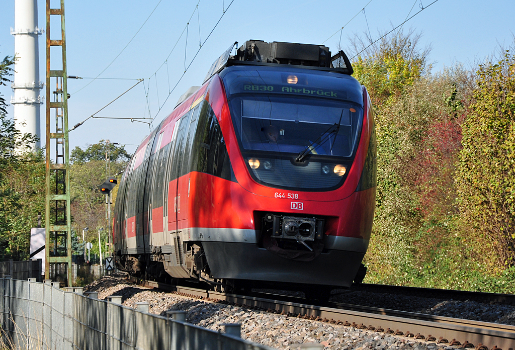 644 538 RB30 nach Ahrbrck durch Bonn - 31.10.2012