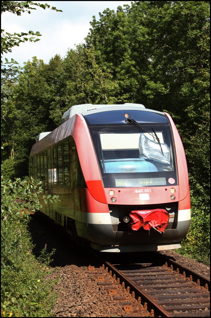 648 001 durchfhrt Attendorn-Hohenhagen in Richtung Olpe. (04.09.2010)