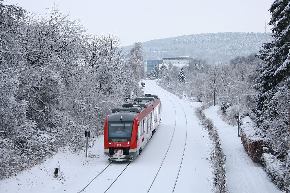 648 271 mit einer RB nach Kreiensen kurz vor Goslar.