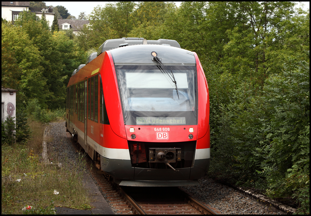 648 608/108 erreicht als RB52  VOLMETALBAHN , Dortmund Hbf - Ldenscheid, den Haltepunkt Schalksmhle. (12.09.2010)