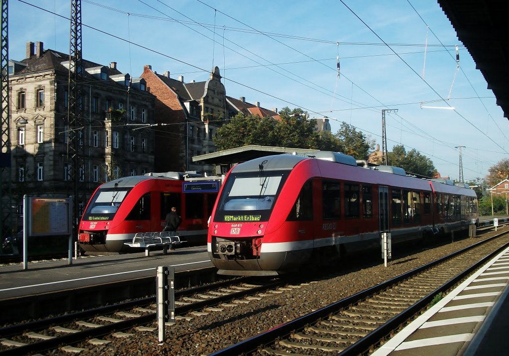 648 811 und 648 809 stehen am 24.September 2011 als RB nach Markt Erlbach und Cadolzburg im Frther Hbf.