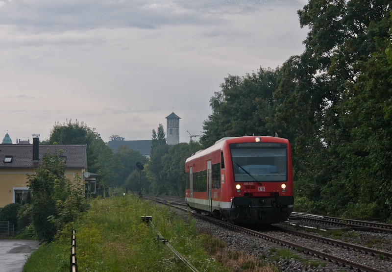 650 023 am 3. August 2011 bei Lindau-Aeschach.