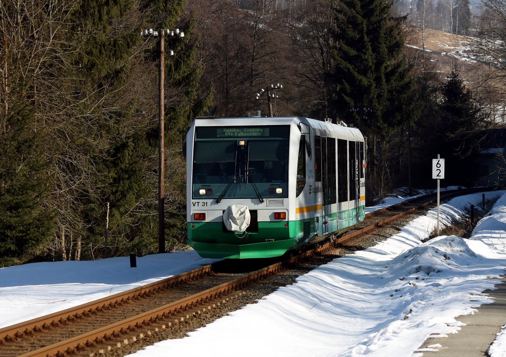 654 031 (VT31  Stadt Klingenthal ) als VBG20814 Graslitz - Zwickau in Zwota, 25.2.011.  Wegen des GDL-Streiks wendete dieser VT bereits in Zwotental. (Gru an den Tf!)