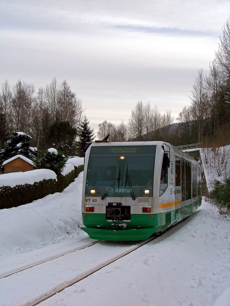 654 040 (VT40) als VIA/VBG83146 in Klingenthal, 27.1.010.