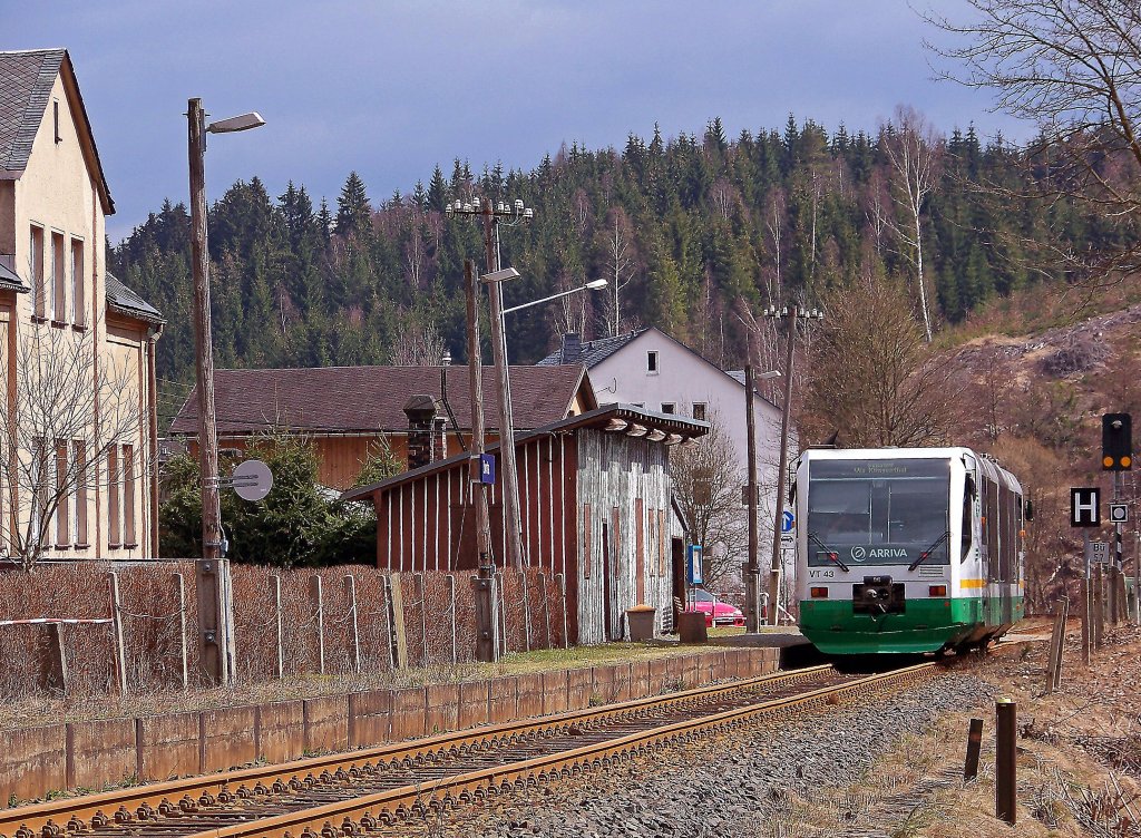 654 043 (VT43) als VBG83115 in Zwota, 6.4.010.