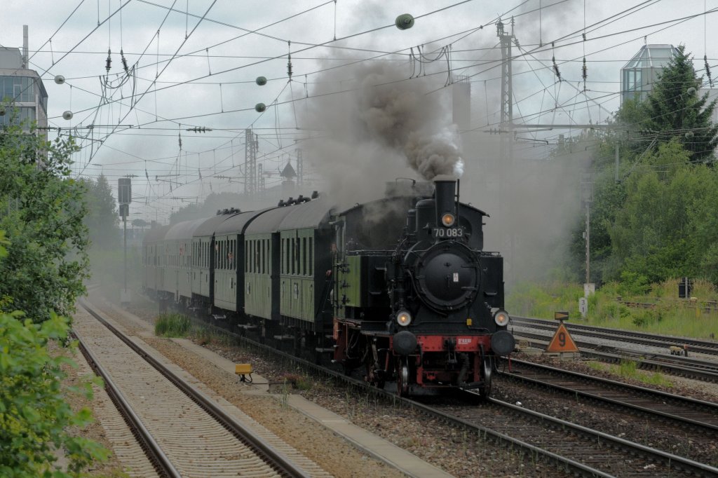70083 am 13.06.11 auf gro�er M�nchen Rundfahrt am Heimeranplatz zu M�nchen