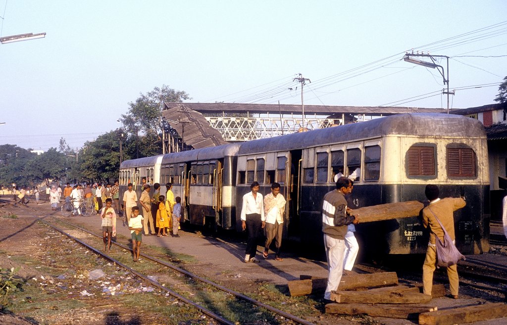 7043  Katwa  04.11.93
