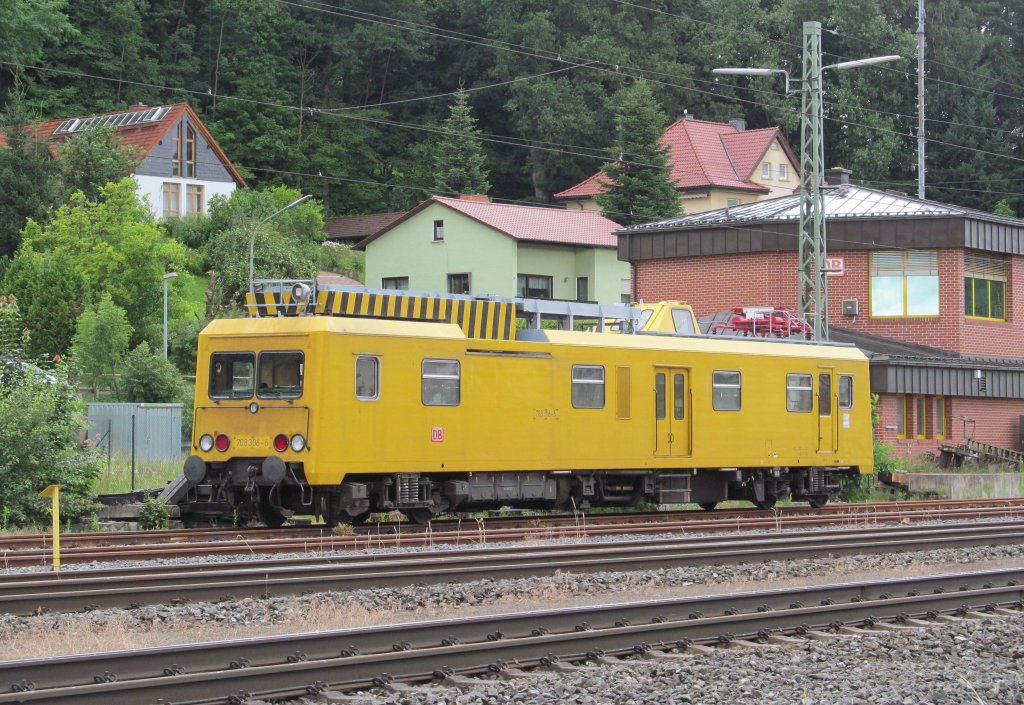 708 306-6 steht am 13. Juli 2012 auf Gleis 6 in Kronach abgestellt.