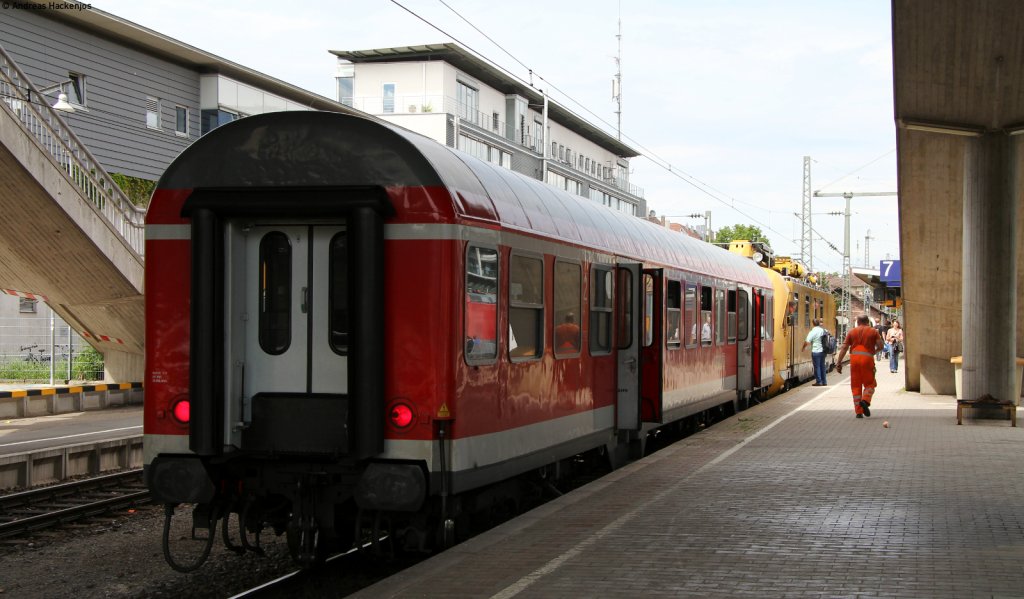 711 106-5 mit dem Azubisonderzug im Freiburger Hbf 20.6.12