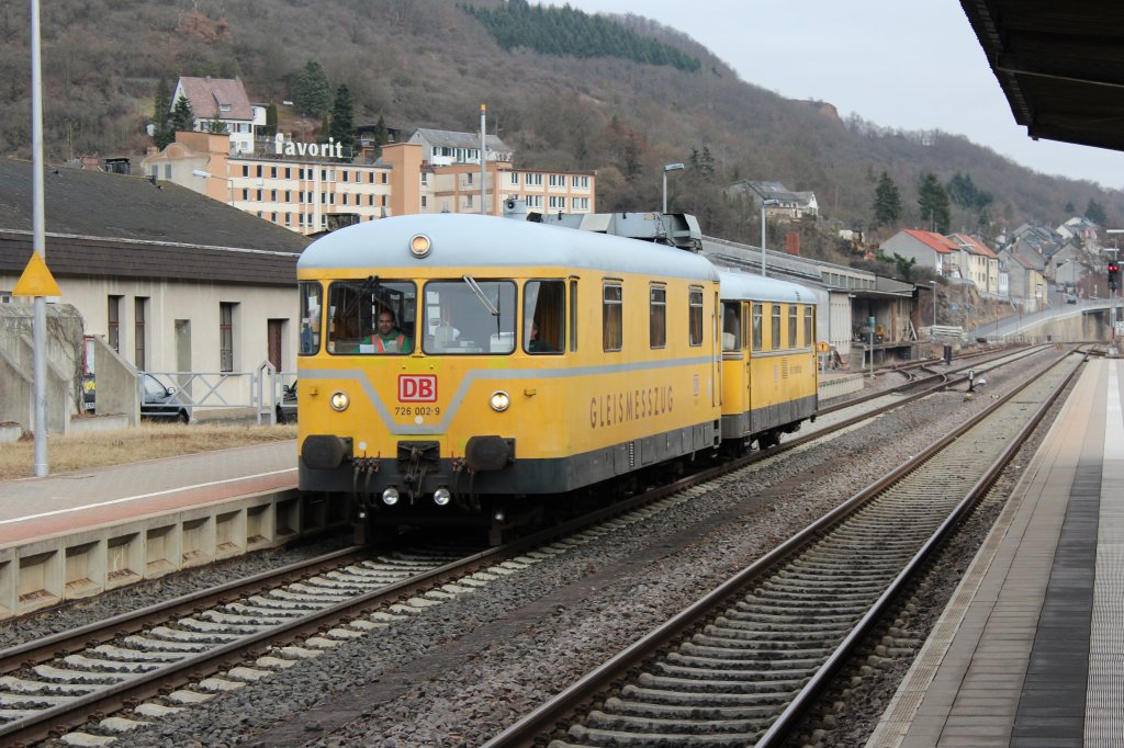 726 002-9 als Gleismesszug in Kirn.